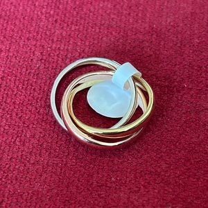 Trinity ring NWT unisex